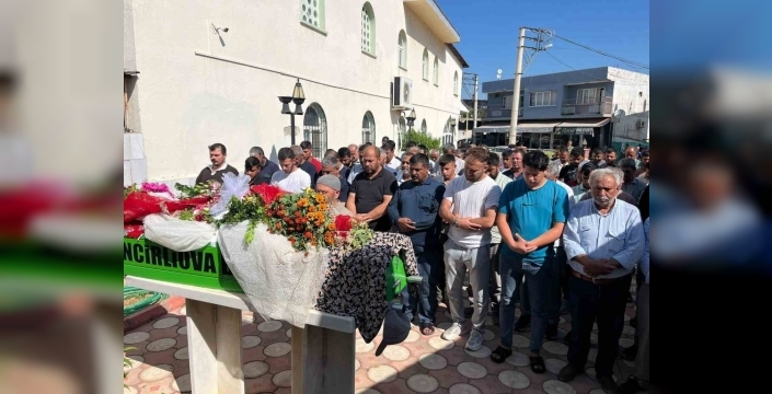 Eda, İncirliova'da son yolculuğuna gözyaşlarıyla uğurlandı