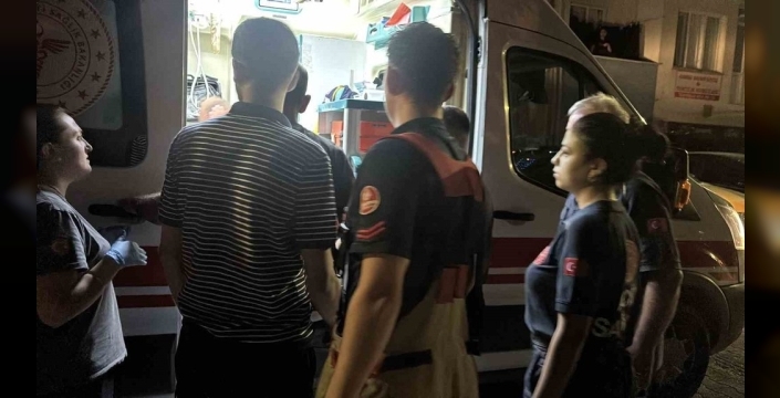 Edirne'de çatıda çıkan krizde polis devreye girdi