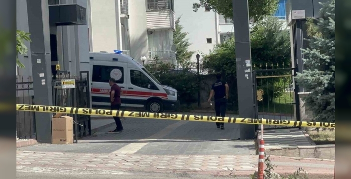 Elazığ'da 7 katlı bina alev alev yandı, itfaiye son anda müdahale etti!