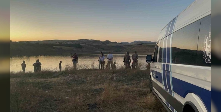 Elazığ'da baraj gölünde boğulma faciası: 18 yaşındaki Arda İpek hayatını kaybetti