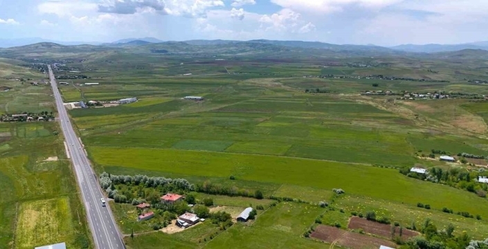 Elazığ'da Yukarıovacık Barajı için ilk kazma vuruldu
