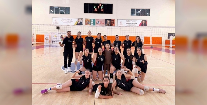 Elazığ voleybol takımı yarı finale yükseldi