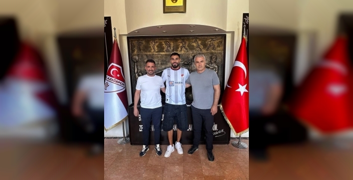 Elazığspor, Barış Ekincier'i kadrosuna kattı! Transfer resmen açıklandı