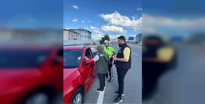 Erzincan'da orman yangınlarına karşı 2 bin 200 sürücüye bilgilendirme