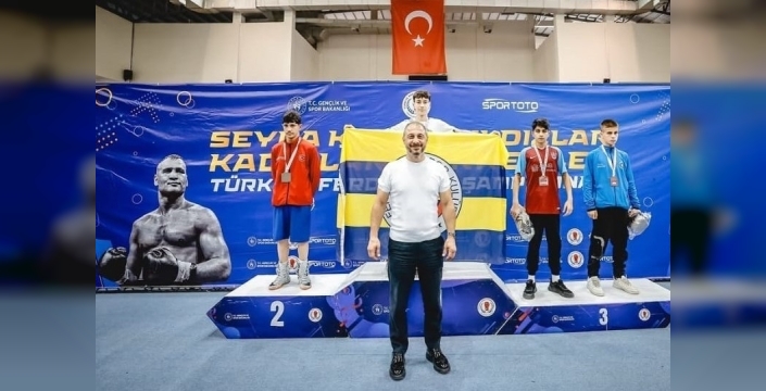 Erzurum Gençlik Spor, Amasya'dan 3 madalya ile döndü