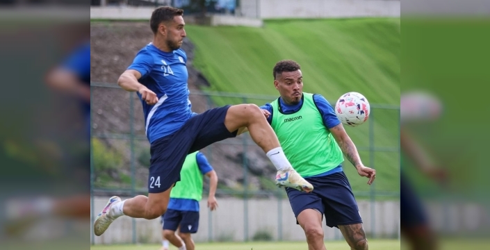 Erzurum, Süper Lig ekibi Amed Sportif ile Gürcistan temsilcisi Dinamo Batumi'ye ev sahipliği yapıyor