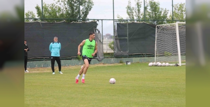 Erzurumspor FK, Süper Lig'e 'yüksek irtifa'da hazırlanıyor