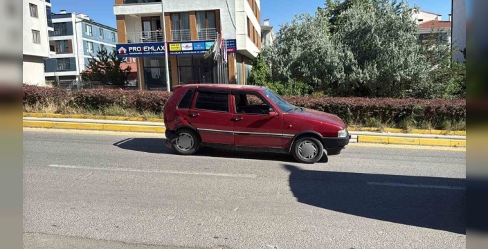 Eskişehir'de ani manevra yapan sürücü kayıplara karıştı, kazaya sebep oldu