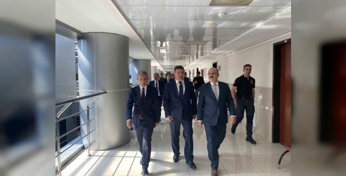 Eskişehir'de başsavcı devir teslim töreni gerçekleştirildi