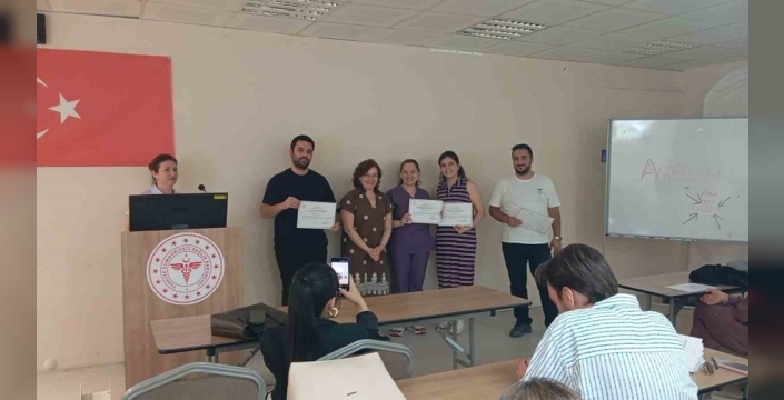 Eskişehir'de yenidoğan canlandırma eğitimi başarıyla tamamlandı