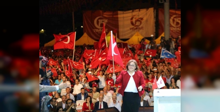Fatma Şahin: 15 Temmuz, millet iradesinin destanı
