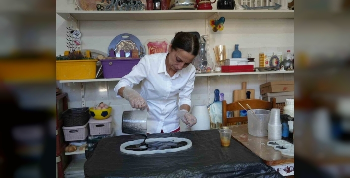 Filiz Yılmaz'ın hayali, epoksi reçinesiyle gerçeğe dönüştü