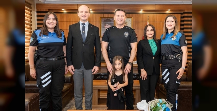 Gazi kızının yüzünü güldüren jest: Yunus polis bebeği sürprizi