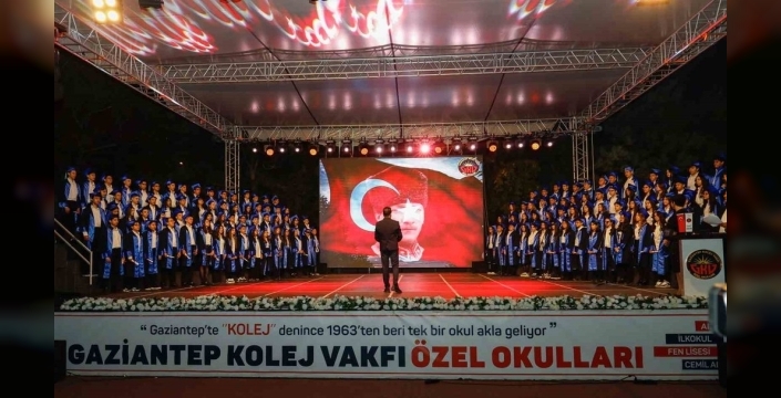 Gaziantep Kolej Vakfı'nda LGS'de çifte şampiyonluk sevinci