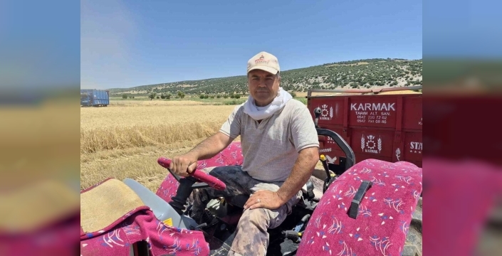 Gaziantep'te bereketli hasat telaşı: Arpa ve buğday tarlaları biçerdöverlerle doldu