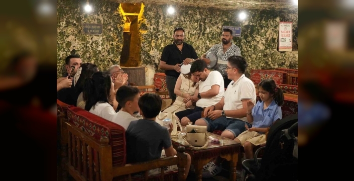 Gaziantep'te serinlik kaynağı: Soğuk menengiç kahvesi