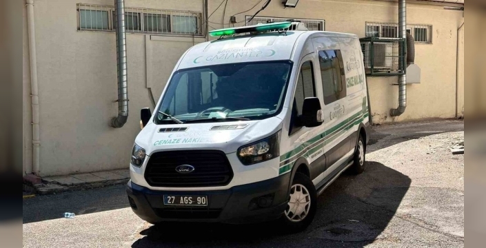 Gaziantep'te yürek burkan kaza: Kapısı açılan otomobilden düşen 2 yaşındaki çocuk hayatını kaybetti