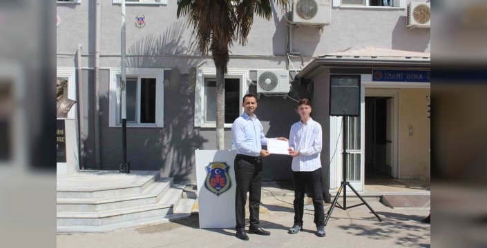Gemlik'te 15 Temmuz anma programı duygusal anlara sahne oldu