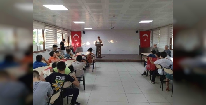 Genç Yıldızlar hem şehitlere vefa gösterdi hem de Gazze'ye destek mesajı verdi