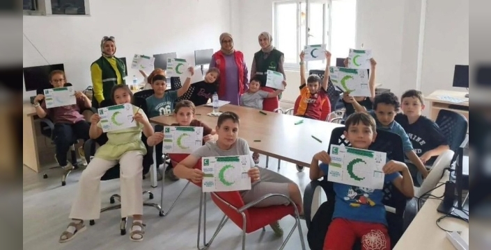 Gençler Erfelek'te teknolojiyle buluştu: Bağımsızlık ve bilinçli kullanım vurgusu