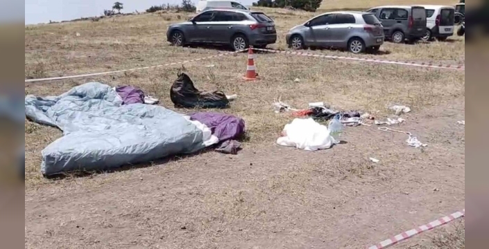Gökyüzü karardı: Yamaç paraşütü pilotu 30 metreden düşerek can verdi