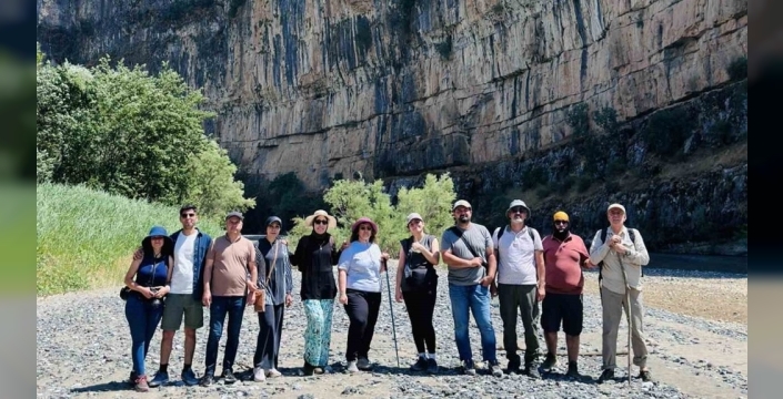 Hakkari'nin Büyülü Coğrafyası Objektiflerden Yansıdı: Fotono21'den Unutulmaz Kareler