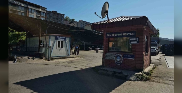 Halde alacak kavgası kanlı bitti: Güvenlik görevlisi zabıtayı ayağından vurdu!