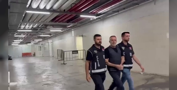 Haluk Levent'in kelepçeli görüntüleri gündemde