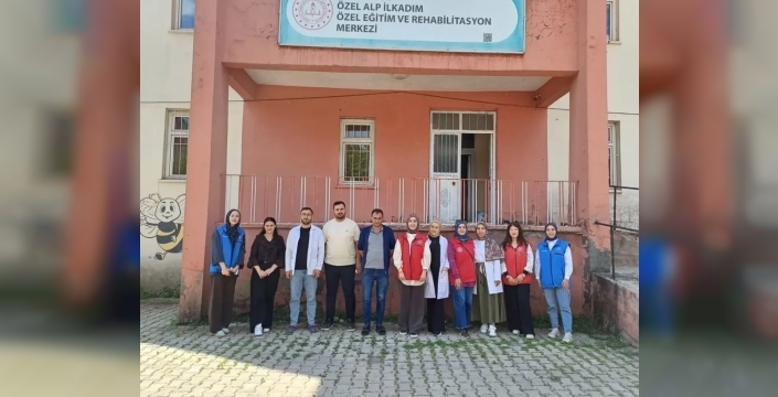 Hamur Gençlik Merkezi'nden özel öğrencilere unutulmaz bir gün