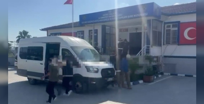Hatay'da insan kaçakçılığı operasyonunda 4 organizatör tutuklandı