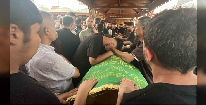 Hayalleri yarım kalan genç adam ve babası, acı bir kazayla son yolculuğa uğurlandı