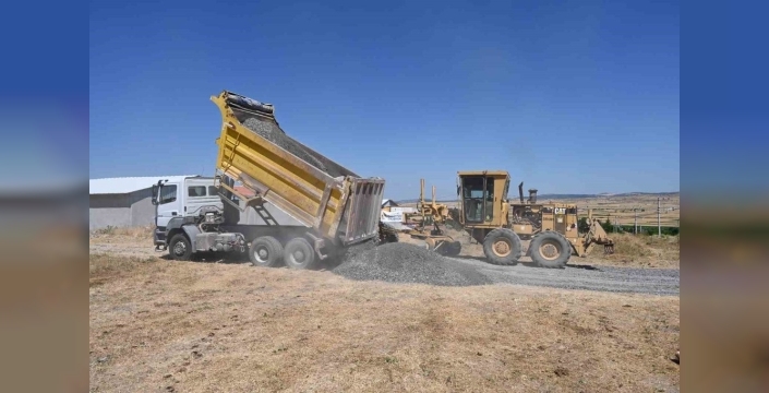 İnönü'de altyapı çalışmaları hız kesmeden devam ediyor