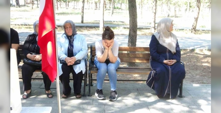 Isparta'da şehitler dualarla anıldı, birlik mesajları verildi
