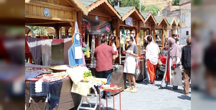 Kadın emeğinin parıltısı Talas'ta yeniden hayat buluyor
