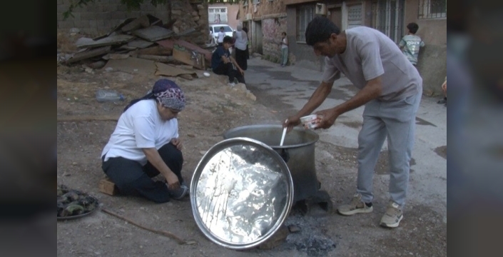 Kahramanmaraş'ta aşure geleneği Muharrem ayında yaşatıldı