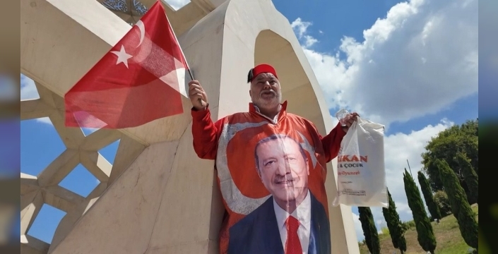 Kahramanmaraş'tan İstanbul'a gelen Ali Işıklı'dan duygu dolu sözler: 'Ölmeden bu Şehitler Köprüsü'nü gördüm, binlerce şükür