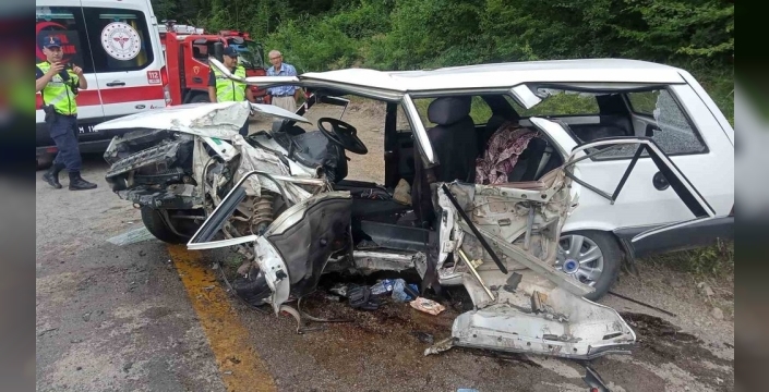 Karabük'te otomobil ve tır çarpıştı: 1 ağır yaralı