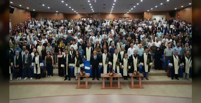 Karabük Üniversitesi Tıp Fakültesi mezunları hekimlik yolculuğuna başladı