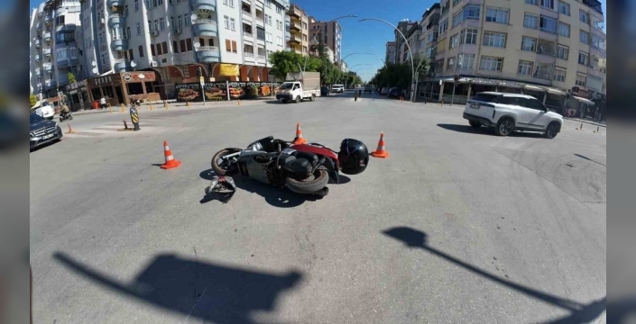 Karaman'da motosiklet kazası: İki yaralı