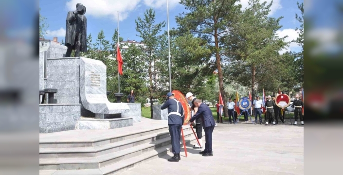 Kars'ta 15 Temmuz ruhu: Şehitler dualarla anıldı, demokrasi nöbeti başlıyor