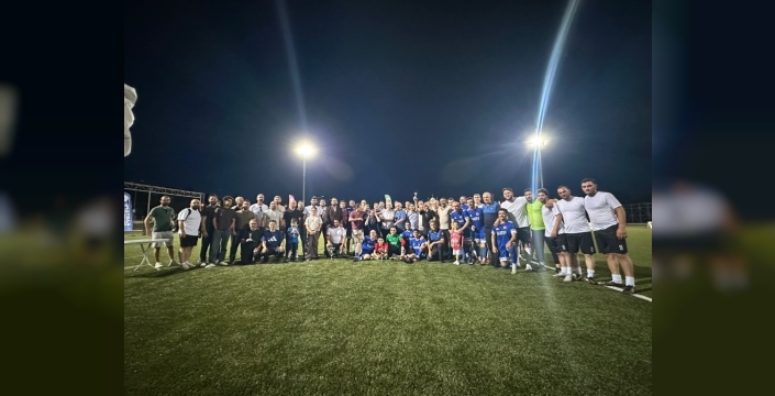 Kartepe'de futbol turnuvasının kazananı Zabıta Müdürlüğü oldu