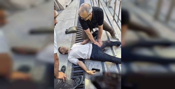Kasklı saldırgan, alacak-verecek yüzünden bacağını vurduğu kişiyi bırakıp kaçtı