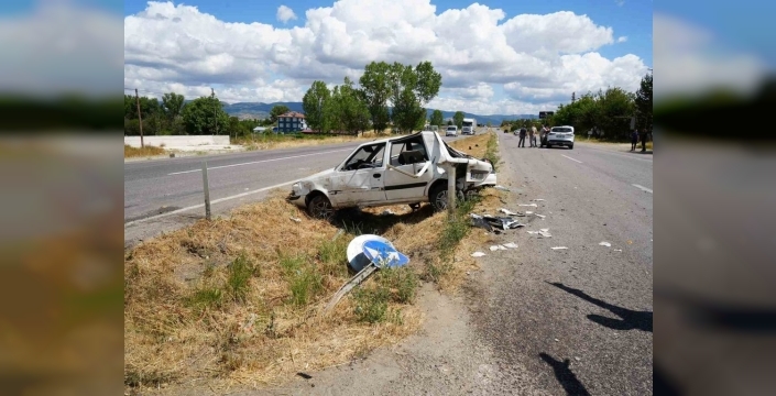 Kastamonu'da akıl almaz kaza: cip ve otomobil çarpıştı, 5 kişi yaralandı!