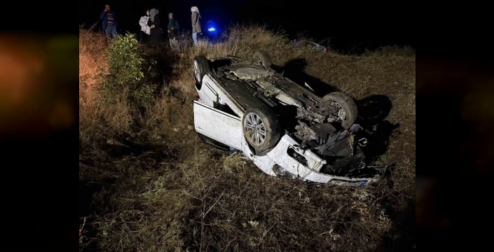 Kastamonu'da otomobil şarampole yuvarlandı, sürücü yaralandı
