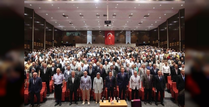 Kayseri büyükşehir'den sıfır atık hamlesi: çevre ödülüyle taçlandı