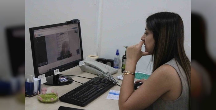 Kayseri'de evde sağlık hizmetleriyle hastalar evinde muayene ediliyor
