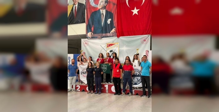 Kayserili genç nişancılardan Türkiye Kupası'nda gururlandıran üçüncülük