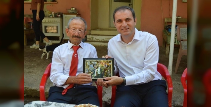 Kıbrıs gazilerine anlamlı ziyaret: Kaymakam Murat Mete'den kahramanlara vefa