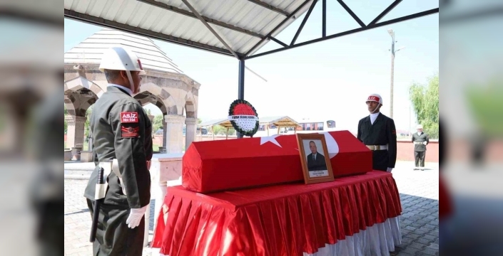 Kıbrıs Gazisi Zeynal Güngör, son yolculuğuna dualarla uğurlandı