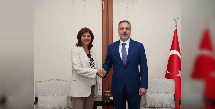 Kıbrıs'ta iki devletli çözüm vurgusu: Fidan ve BM Temsilcisi bir araya geldi